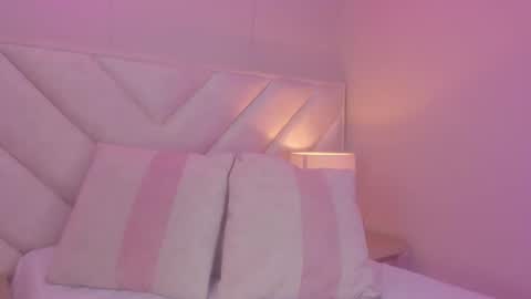 Snapshot of _wendy_x chatting on October 13, 11:43 am _wendy_x online show from October 13, 11:43 am