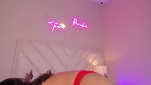 Snapshot of _wendy_x chatting on November 8, 11:32 am _wendy_x online show from November 8, 11:32 am