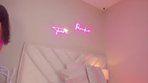 Snapshot of _wendy_x chatting on November 14, 11:42 am _wendy_x online show from November 14, 11:42 am