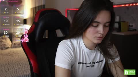 Snapshot of _whoareu_ chatting on January 18, 3:16 pm Kristina online show from January 18, 3:16 pm