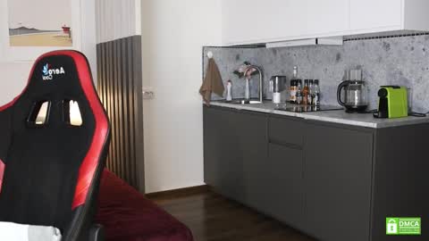 Snapshot of _whoareu_ chatting on September 25, 10:52 am Kristina online show from September 25, 10:52 am