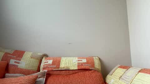 Snapshot of _whoareu_ chatting on October 10, 11:42 am Kristina online show from October 10, 11:42 am