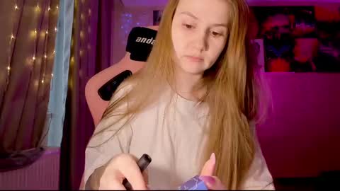 Enni online show from February 11, 7:33 am