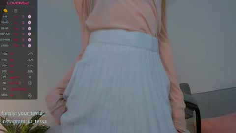 Snapshot of _your_tessa chatting on February 11, 12:27 pm Tessa - online show from February 11, 12:27 pm