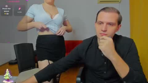 Snapshot of _yourpleasure_ chatting on December 13, 4:49 pm Candice and Mark online show from December 13, 4:49 pm