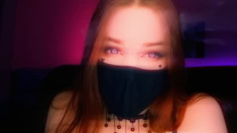 Roxy online show from January 3, 7:39 pm