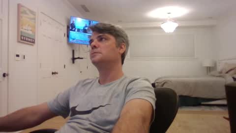 Snapshot of _zeus____ chatting on January 14, 2:50 am Zeus online show from January 14, 2:50 am