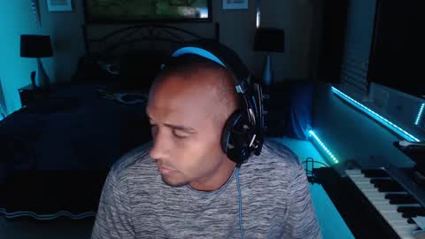 a4orce online show from October 12, 2:43 am