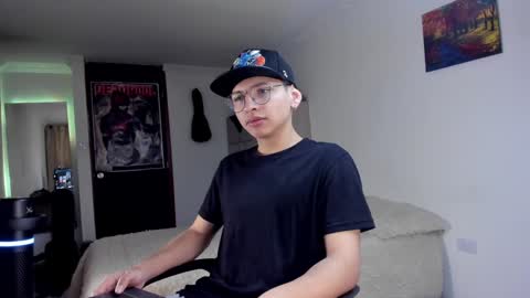 alejo online show from December 7, 8:22 am