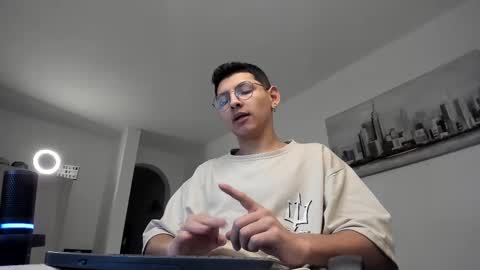 alejo online show from March 12, 7:46 am