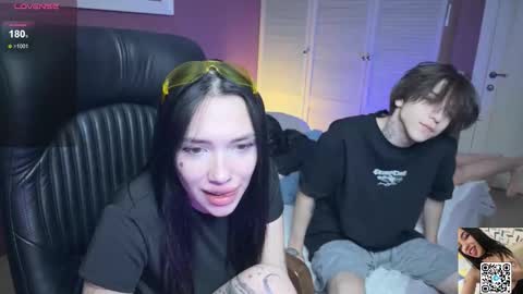 Kris Michael online show from November 27, 7:05 pm