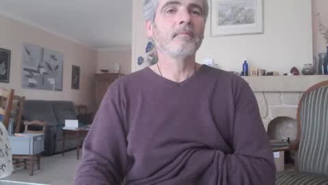 Aalex1717 online show from December 15, 9:35 am