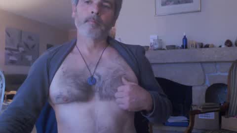 Aalex1717 online show from December 18, 7:47 am