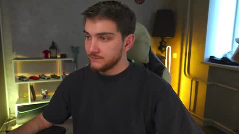 Alex online show from October 2, 7:48 am