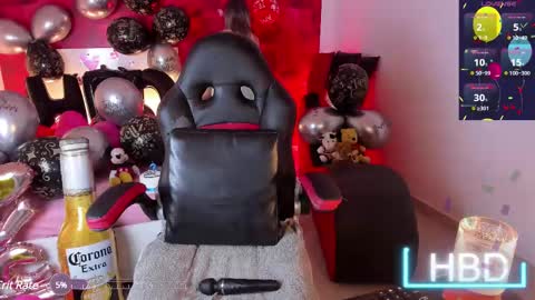 aamanda online show from February 19, 2:23 pm