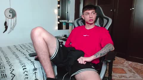 Snapshot of aarman_bannana chatting on December 10, 2:05 am aarman online show from December 10, 2:05 am