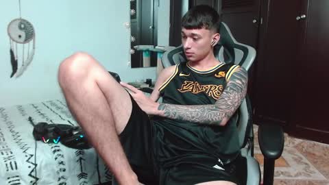 Snapshot of aarman_bannana chatting on December 11, 4:39 am aarman online show from December 11, 4:39 am