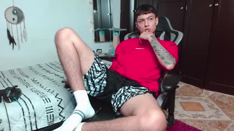 Snapshot of aarman_bannana chatting on December 16, 11:50 pm aarman online show from December 16, 11:50 pm