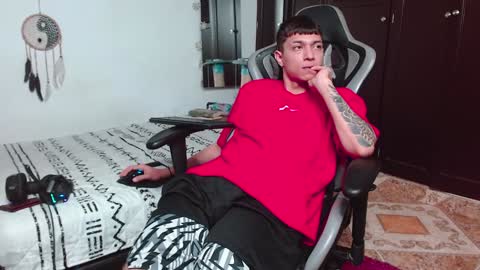 Snapshot of aarman_bannana chatting on December 20, 8:06 am aarman online show from December 20, 8:06 am