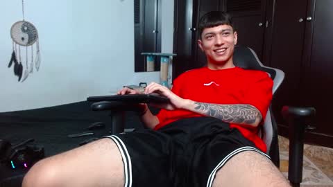 Snapshot of aarman_bannana chatting on February 4, 3:22 am aarman online show from February 4, 3:22 am