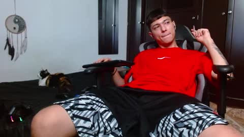 Snapshot of aarman_bannana chatting on February 6, 5:14 am aarman online show from February 6, 5:14 am