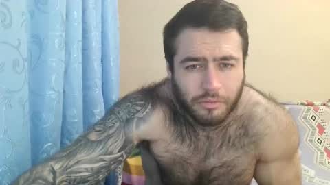 Snapshot of aaron_royal chatting on December 24, 6:39 pm Davin tayl online show from December 24, 6:39 pm