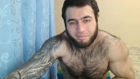 Snapshot of aaron_royal chatting on January 14, 6:07 pm Davin tayl online show from January 14, 6:07 pm