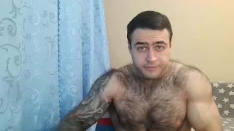 Snapshot of aaron_royal chatting on February 10, 6:45 pm Davin tayl online show from February 10, 6:45 pm