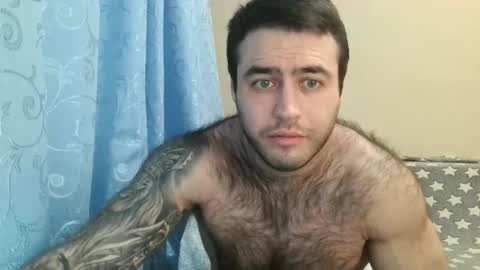 Snapshot of aaron_royal chatting on February 28, 5:37 pm Davin tayl online show from February 28, 5:37 pm