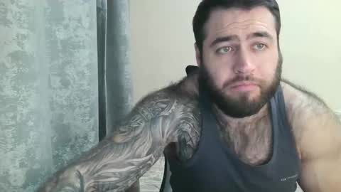 Snapshot of aaron_royal chatting on November 15, 5:42 pm Davin tayl online show from November 15, 5:42 pm