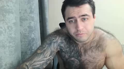 Snapshot of aaron_royal chatting on November 20, 5:45 pm Davin tayl online show from November 20, 5:45 pm