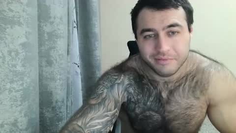 Snapshot of aaron_royal chatting on November 28, 3:58 pm Davin tayl online show from November 28, 3:58 pm