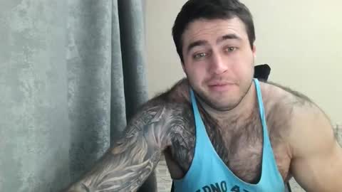 Snapshot of aaron_royal chatting on November 29, 6:00 pm Davin tayl online show from November 29, 6:00 pm