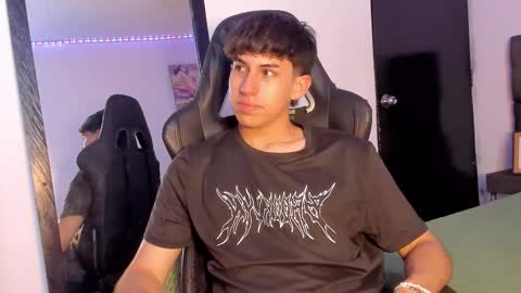 Aron online show from September 15, 6:41 pm