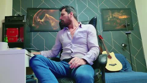 Aaron online show from January 22, 5:48 am