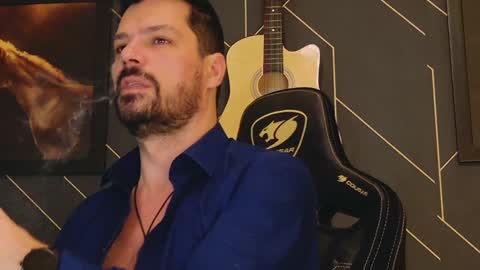 Aaron online show from February 9, 2:49 am