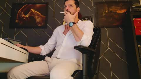 Aaron online show from February 16, 10:54 pm