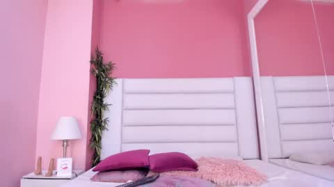 abbey_walker online show from February 15, 6:12 am