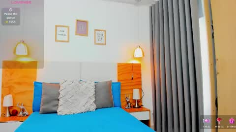 Abbie Royy online show from November 22, 1:10 pm