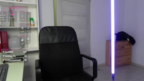 ABBY LAKER online show from September 13, 5:35 pm