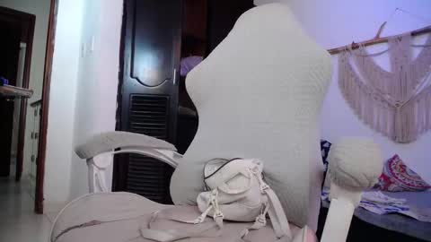 ABBY online show from November 22, 12:04 pm