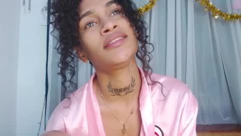 Snapshot of abbycutecs chatting on March 3, 10:38 am abbycute online show from March 3, 10:38 am