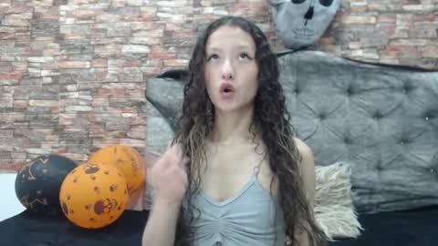 Snapshot of abbycutecs chatting on October 21, 2:51 pm abbycute online show from October 21, 2:51 pm
