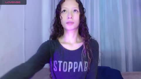 Snapshot of abbycutecs chatting on December 1, 1:27 pm abbycute online show from December 1, 1:27 pm