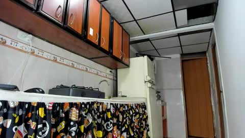 sara online show from December 22, 3:44 am