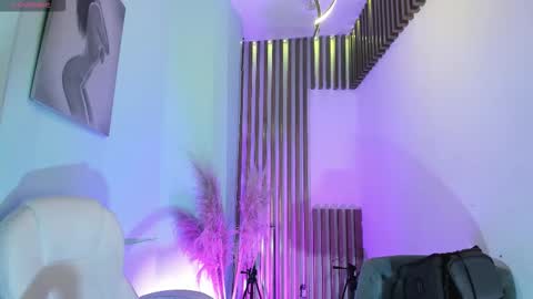 ABBY online show from September 16, 7:48 pm