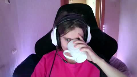 abbysal_blade online show from November 7, 6:02 am