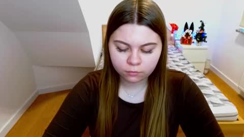 Snapshot of abbyvibe chatting on December 5, 11:41 am abbyvibe online show from December 5, 11:41 am