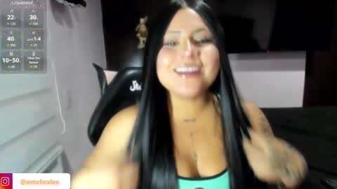 Snapshot of abbyxlee chatting on November 9, 7:39 am online show from November 9, 7:39 am