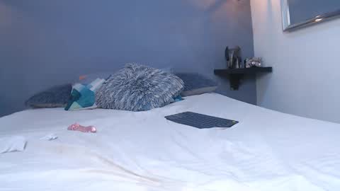 Snapshot of abigailwilliams_ chatting on March 3, 2:15 pm Abigail online show from March 3, 2:15 pm